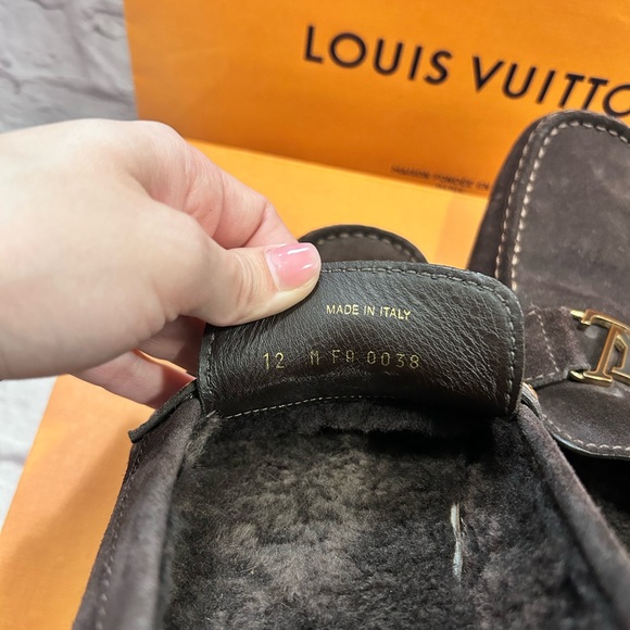 Louis Vuitton size 12 suede moccasin - Picture 7 of 7